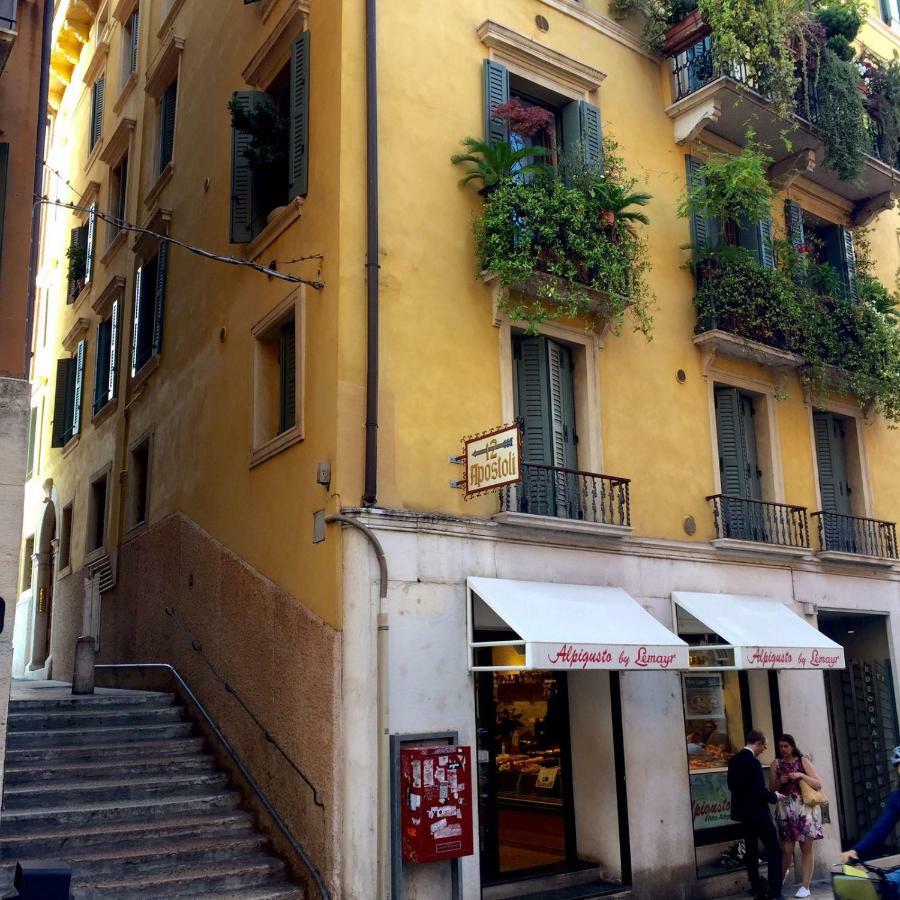 Ferienwohnung In Casa Verona Exterior foto