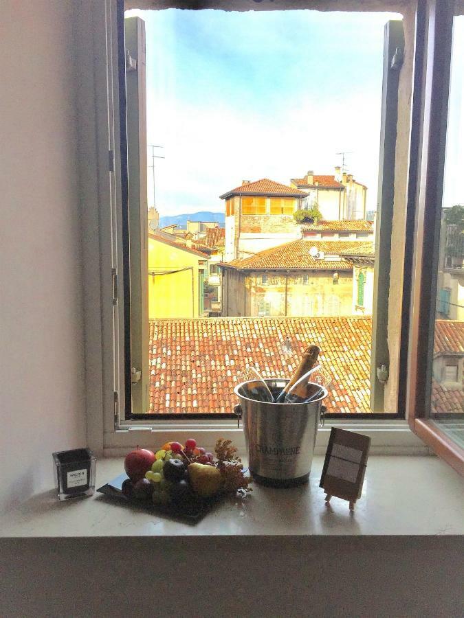 Ferienwohnung In Casa Verona Exterior foto